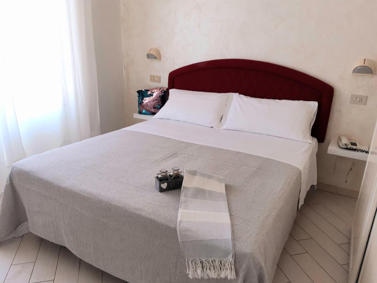 Hotel Raul Риччоне Екстер'єр фото