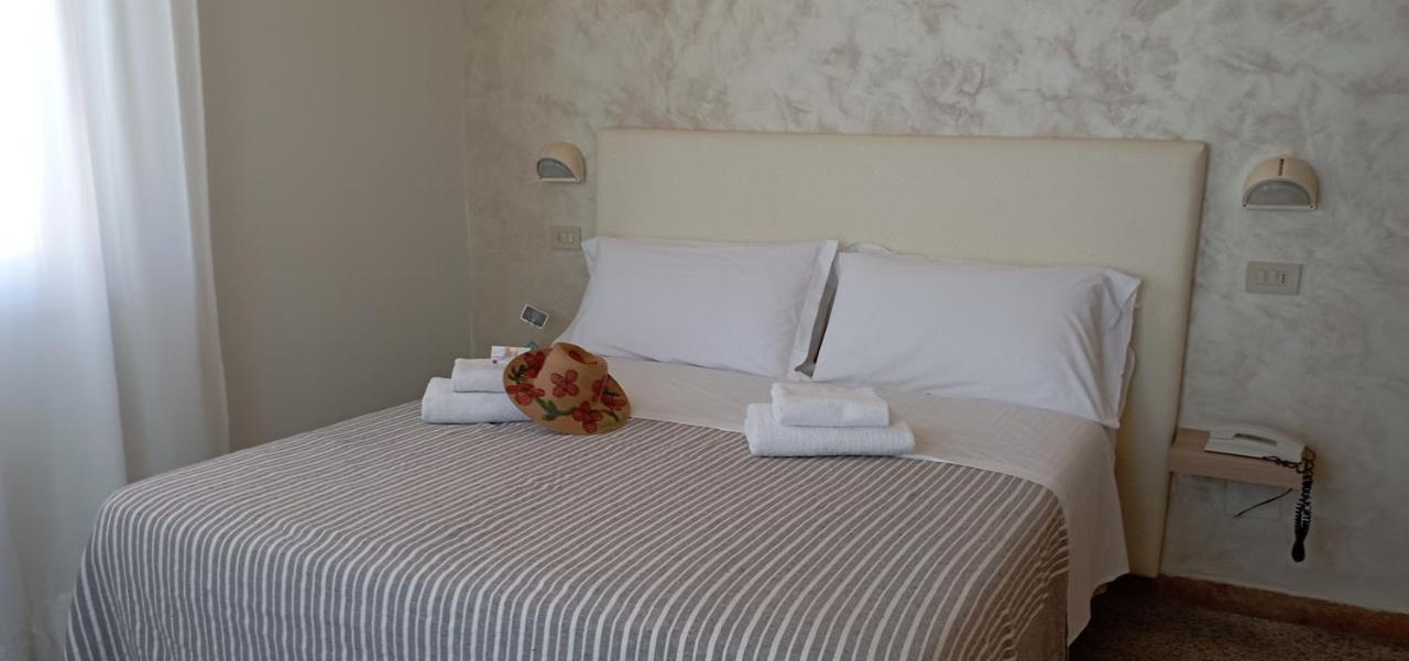 Hotel Raul Риччоне Екстер'єр фото