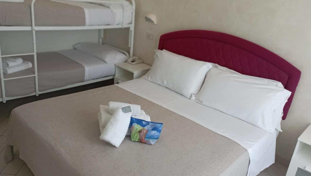 Hotel Raul Риччоне Екстер'єр фото